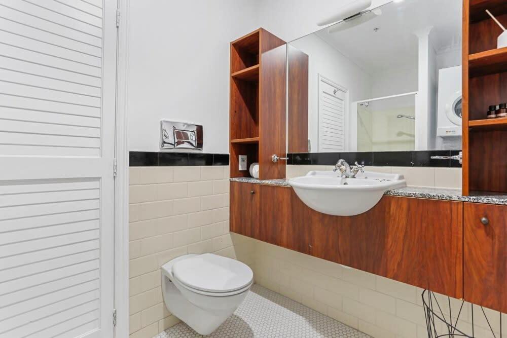 Funky One Bedroom Apartment On Princes Wharf Auckland Eksteriør billede