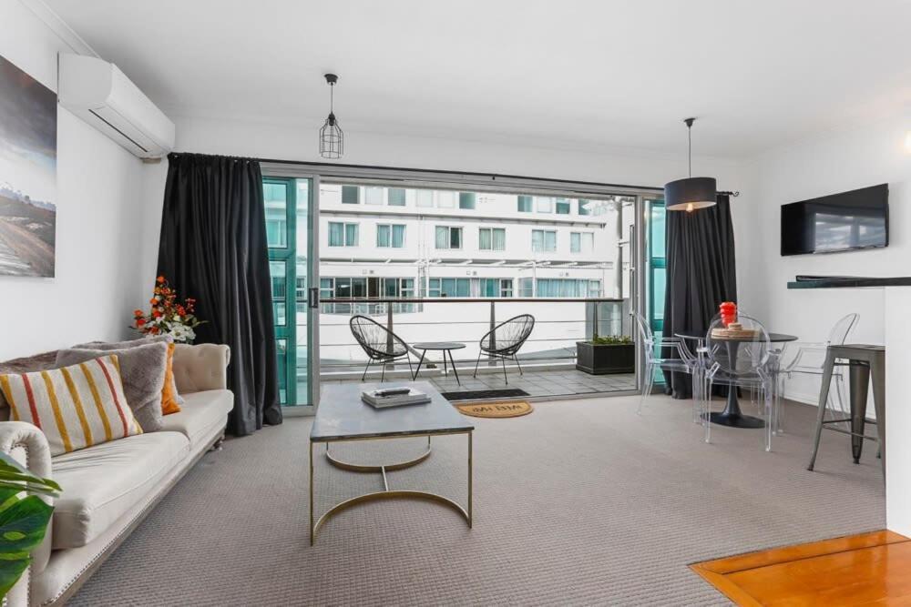 Funky One Bedroom Apartment On Princes Wharf Auckland Eksteriør billede